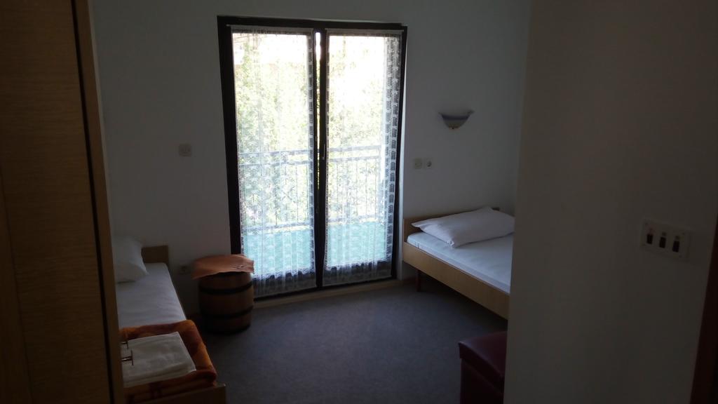 Rooms Rafomarija Međugorje Εξωτερικό φωτογραφία